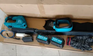 Makita Hedge Trimmer Machine With 2 Batteries
