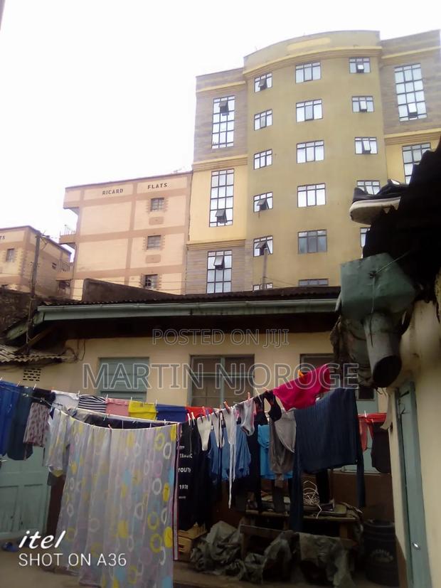 Commercial Building - thumbnail 3