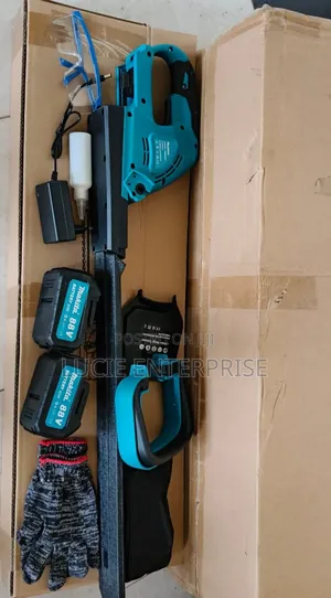 Hedge Trimmer Machine/ Makita Hedge Trimmer