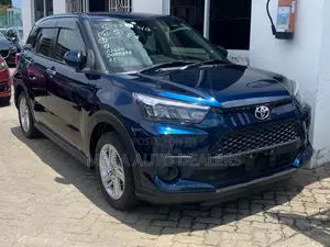 Toyota Raize 2019 Blue