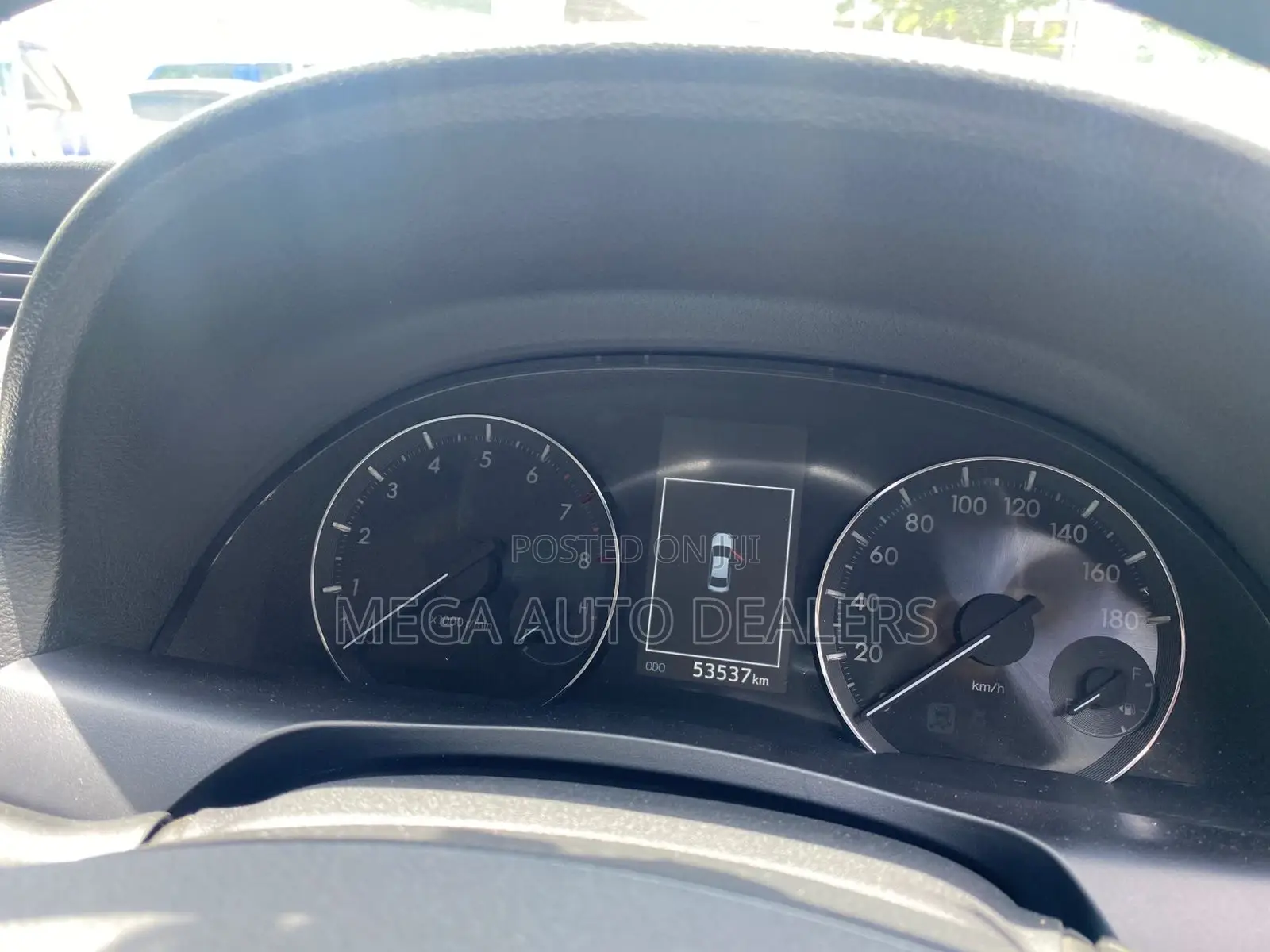 Toyota Premio 2018 Silver