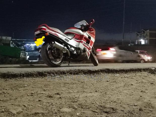 Honda CBR 1991 Red - thumbnail 3