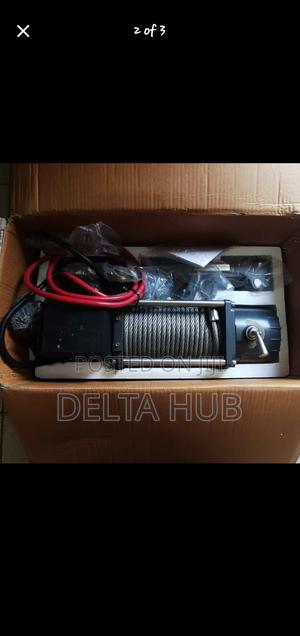 Truck And Suv Recovery Pulling Electric Winch - main view