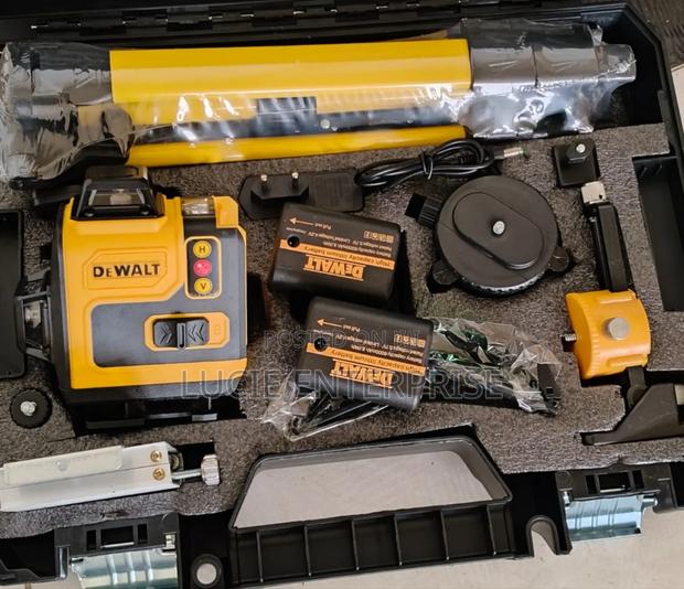 Dewalt Laser Level With Stand - main view