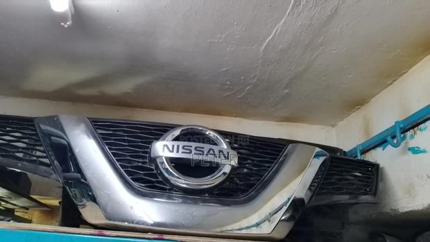Nissan Xtrail Grille Year 2015