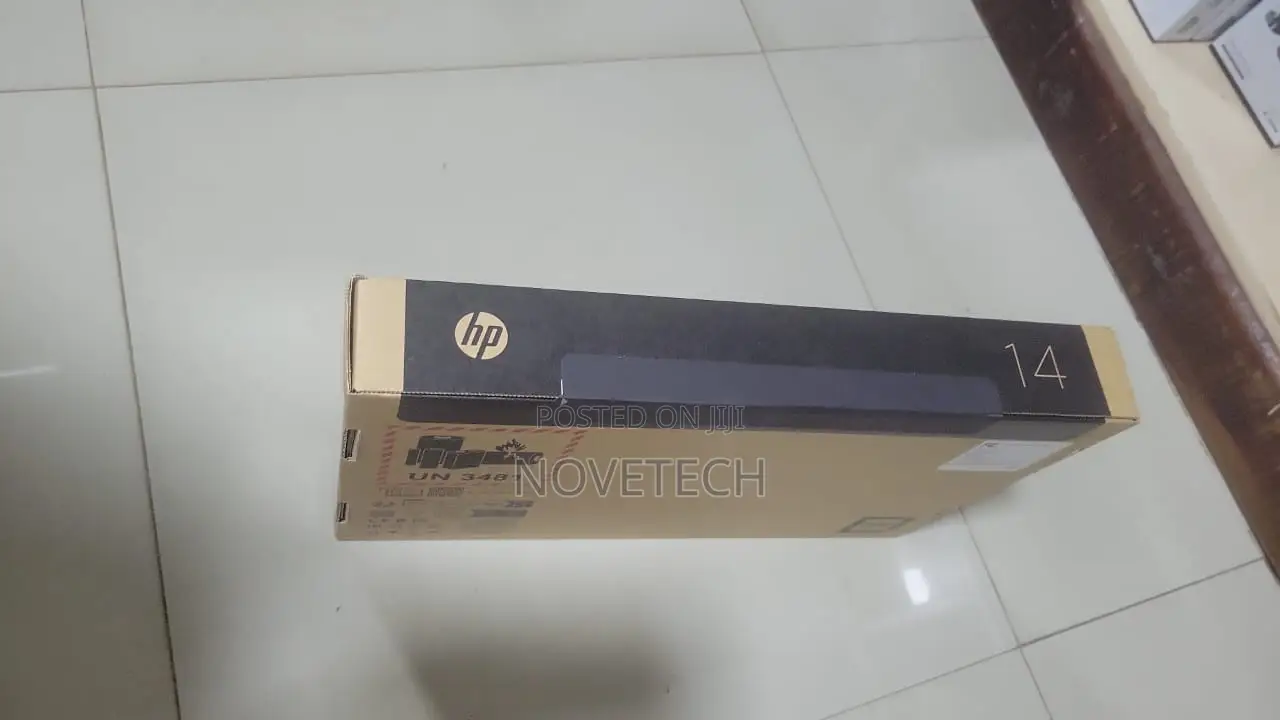 New Laptop HP OmniBook 5 14" 16GB Intel Core 7 SSD 512GB
