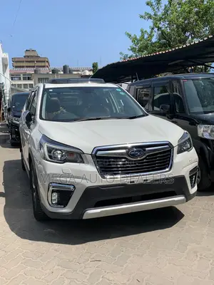 Subaru Forester 2019 White