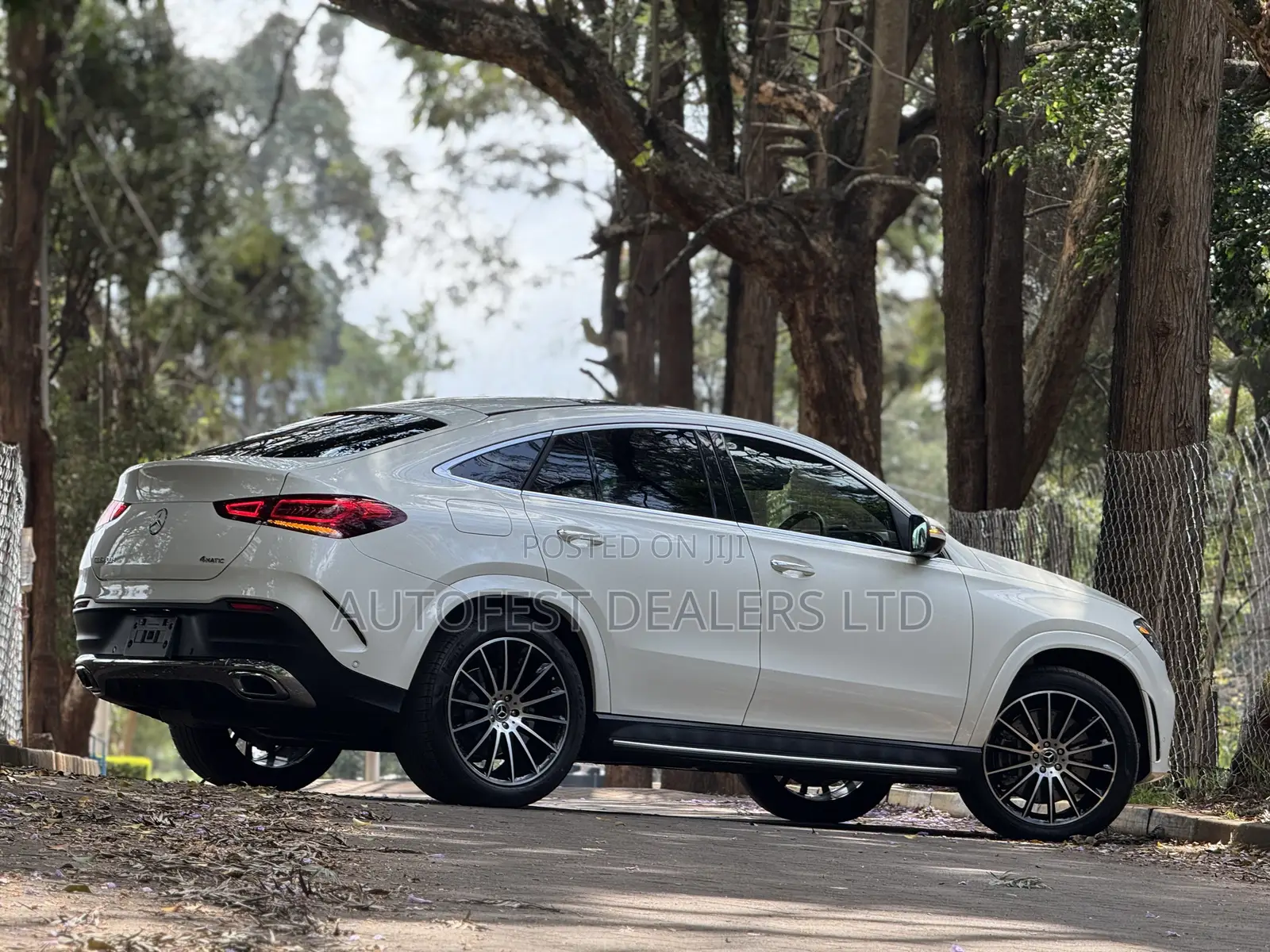 Mercedes-Benz GLE-Class GLE 400d 4MATIC 2020 White