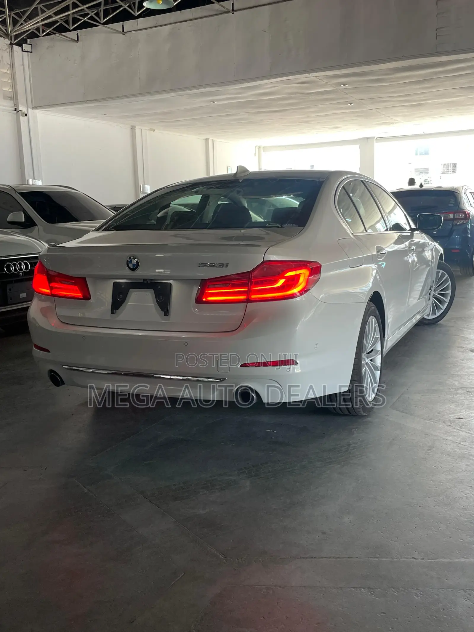 BMW 528i 2018 White
