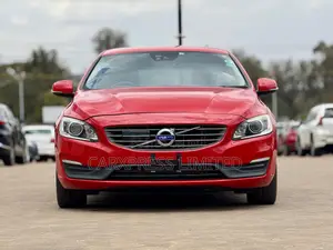 Volvo V60 2018 Red