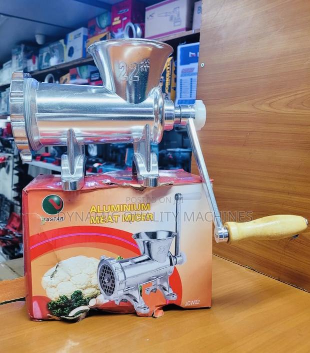 M 22 Manual Mest Mincer