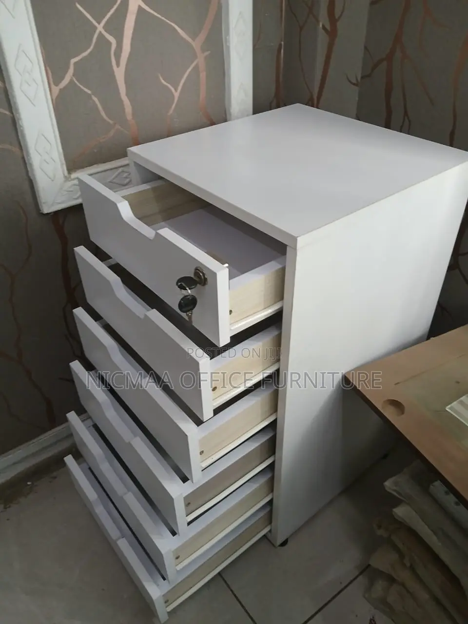 6-Drawers Secure Stylish Storage Solution Cabinet
