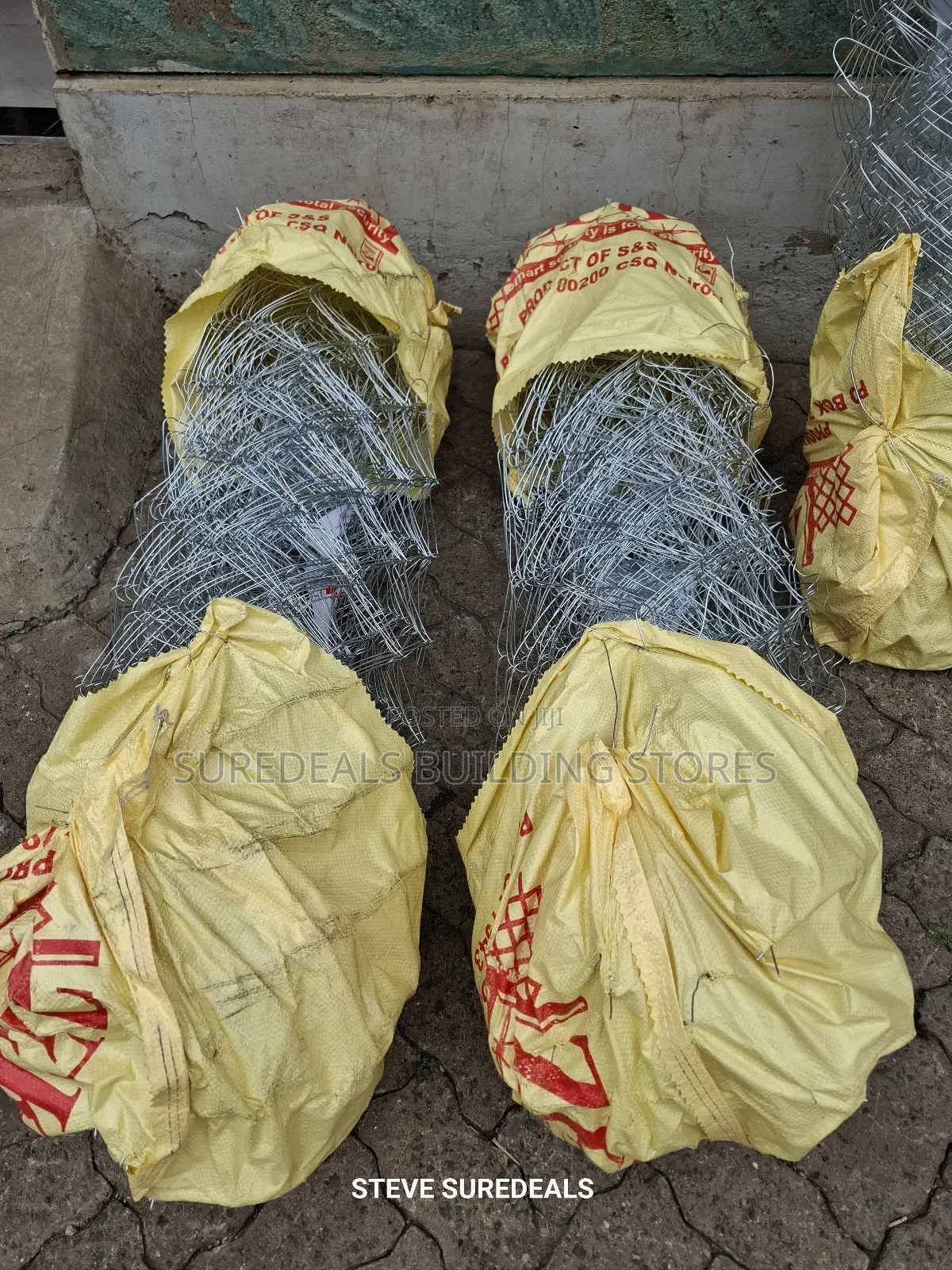 4ft Galvanised Chain-Link Wire Mesh 16gauge