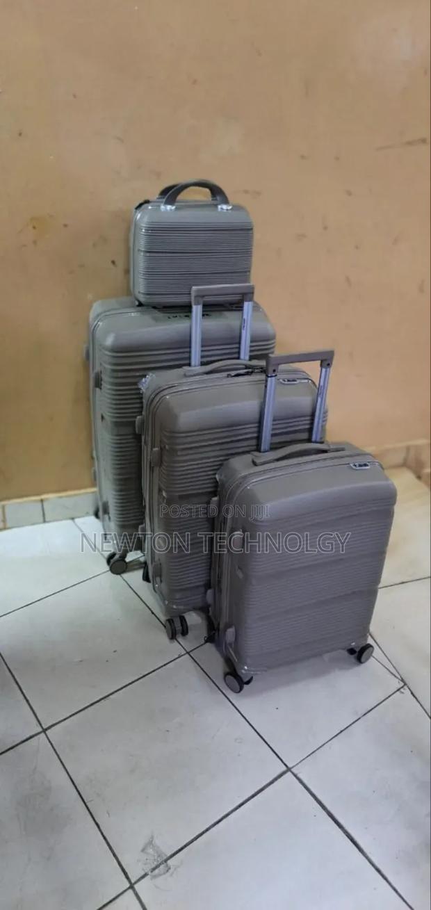 4 in 1 Luxurious Unbreakable Suitcase