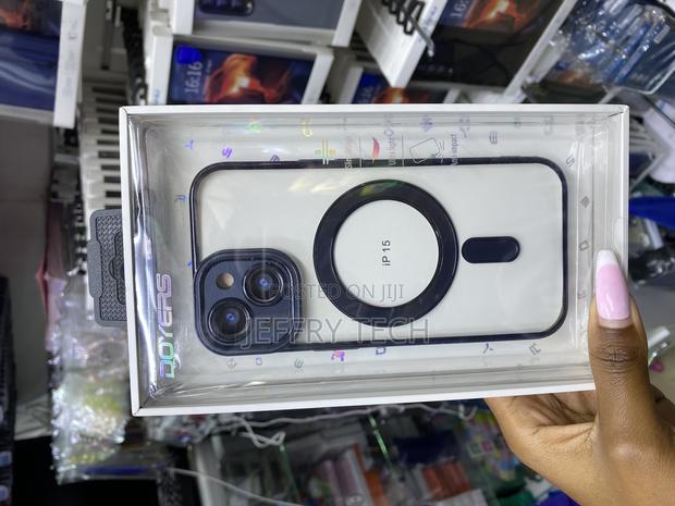 FTTFFLL Magnetic Clear Plating Case for iPhone 15 - main view