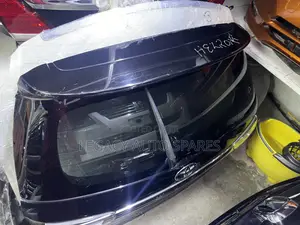 Toyota Wish 2014 Boot