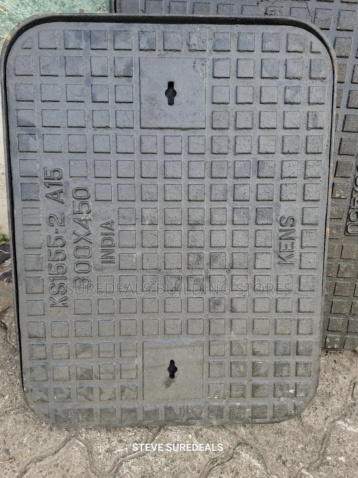 Manhole Cover, Cast Iron, Solid Top, Single Seal, 600mm X 450mm, A15