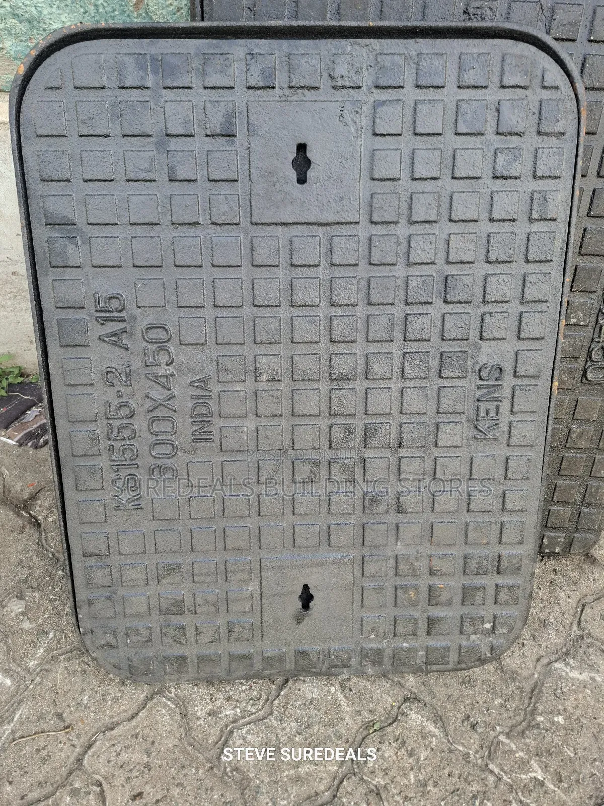 Manhole Cover, Cast Iron, Solid Top, Single Seal, 600mm X 450mm, A15