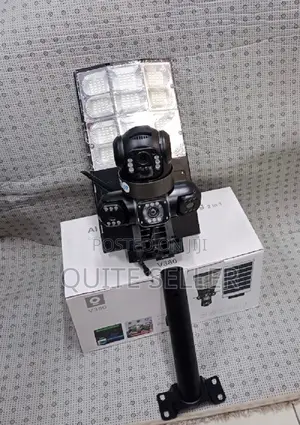 Triple Lens Solar 4g Floodlight CCTV Camera1080p Hd V380 Pro Outdoor