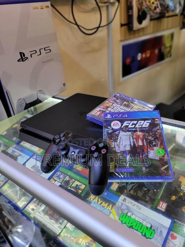 Ps4 Slim Combo of Gta5 and Fc26.