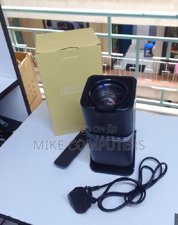 Android Projector Hy320 With Built-in Stereo Speakers - main view
