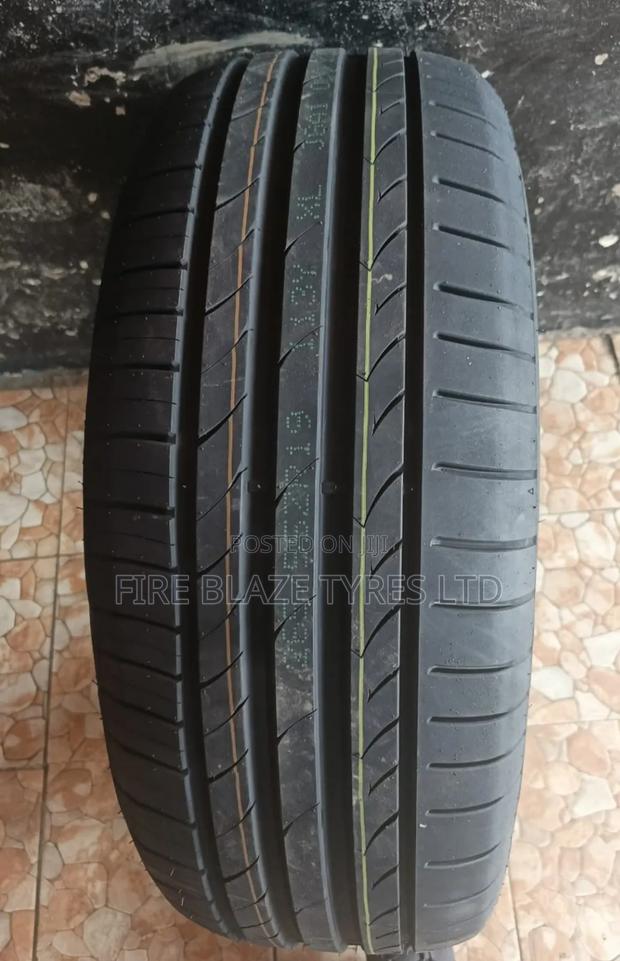 265/55r19 Roadking Tire - thumbnail 2