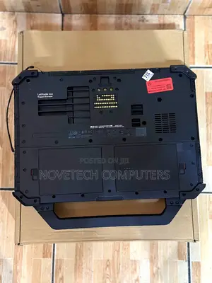 Laptop Dell Latitude 7420 16GB Intel Core I5 HDD+SSD 512GB