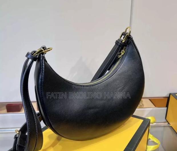 Fendi Shoulder Bag Boxed - thumbnail 4