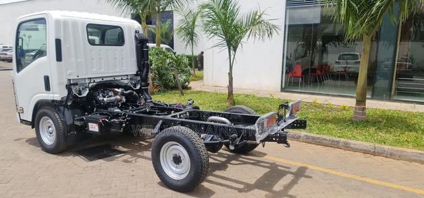 Isuzu NLR 3t - thumbnail 5