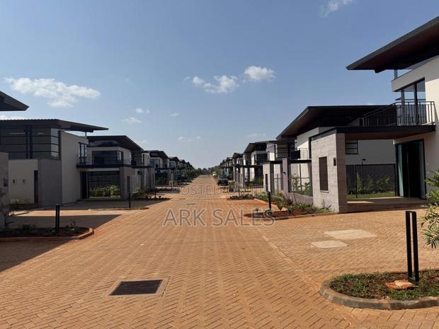 3bdrm Villa in Ineza, Runda for rent - main view