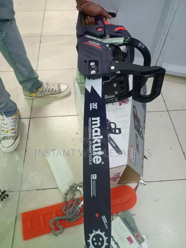 Makute Quality Gasoline Chainsaw