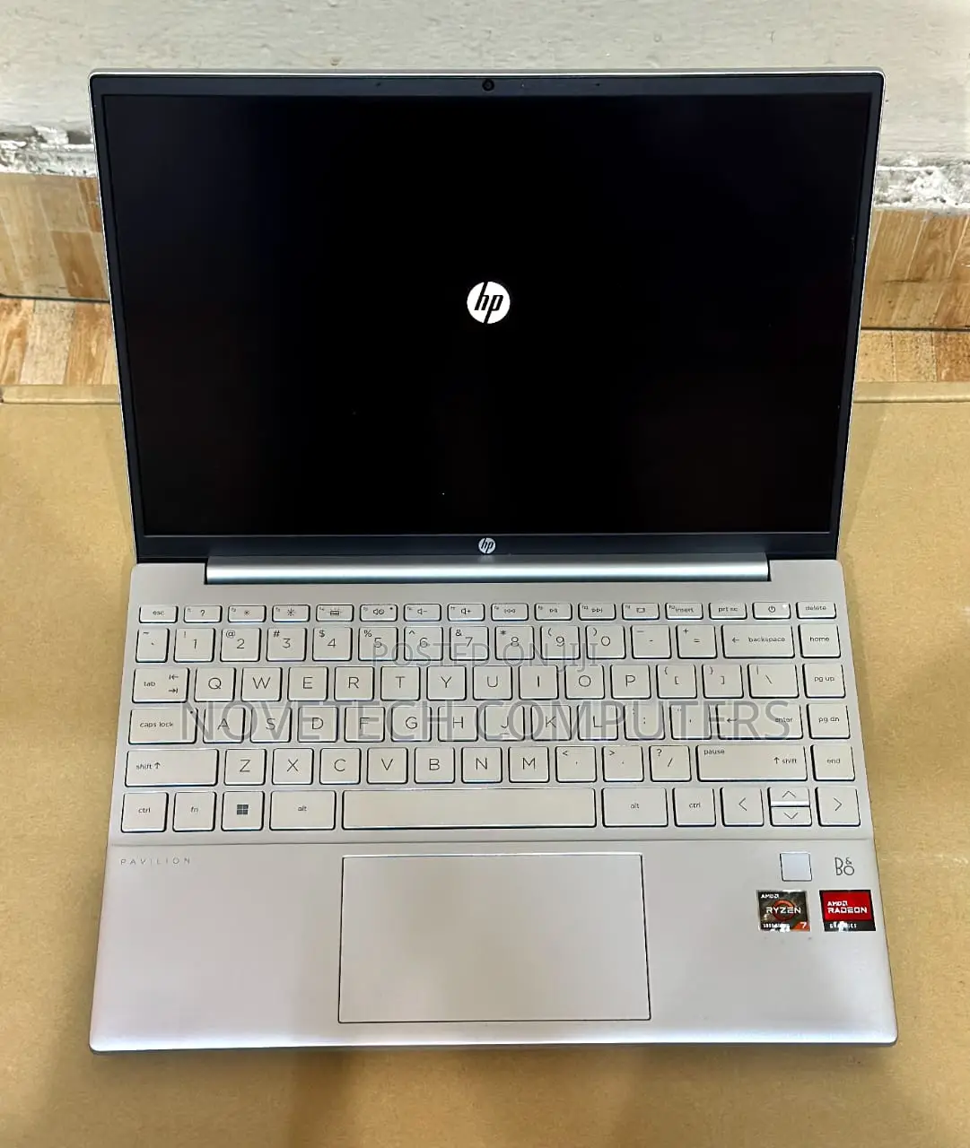 Laptop HP Pavilion 13 8GB AMD Ryzen 7 HDD+SSD 512GB
