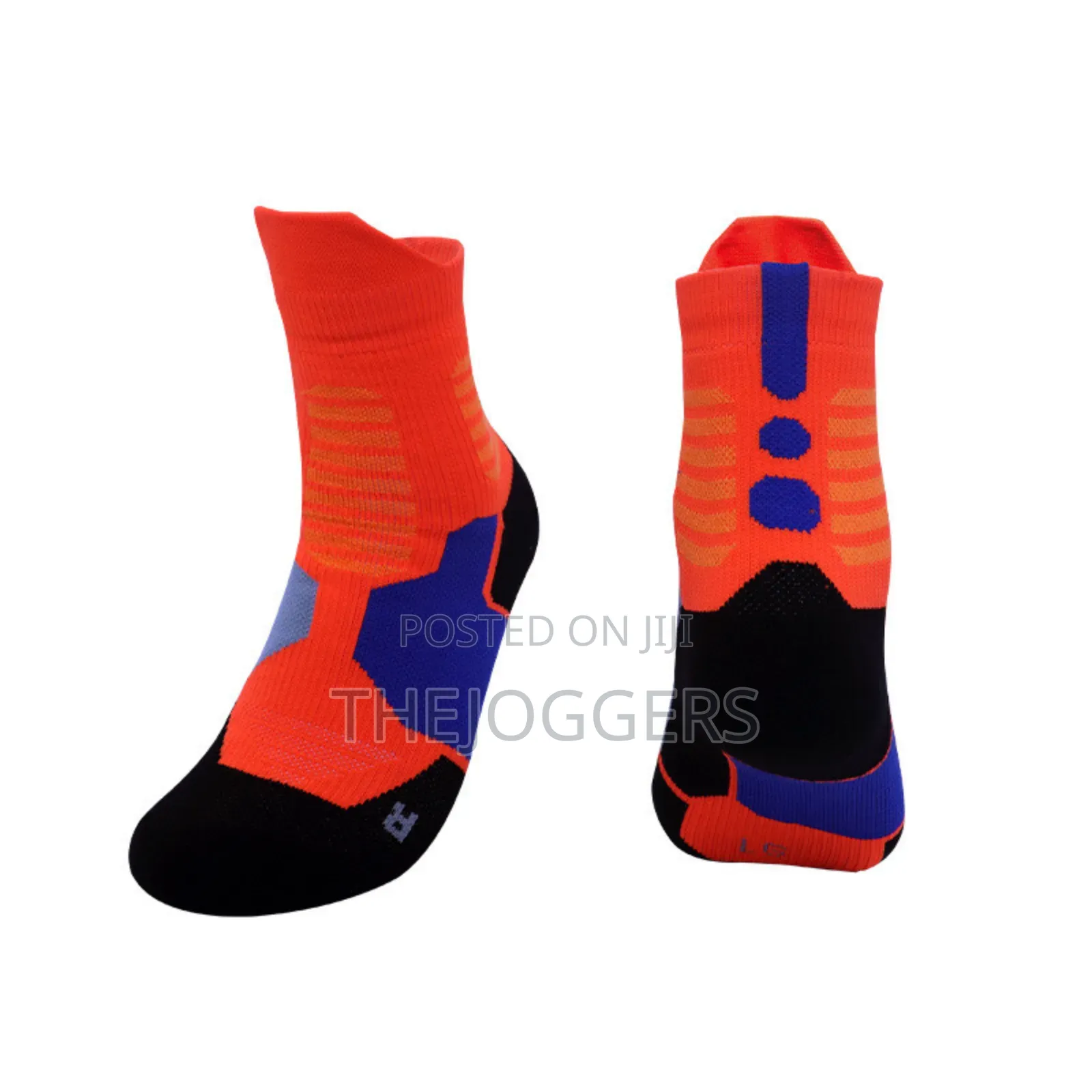 Sweat-Absorbing and Breathable Sports Socks Mid-Calf Basketball Socks