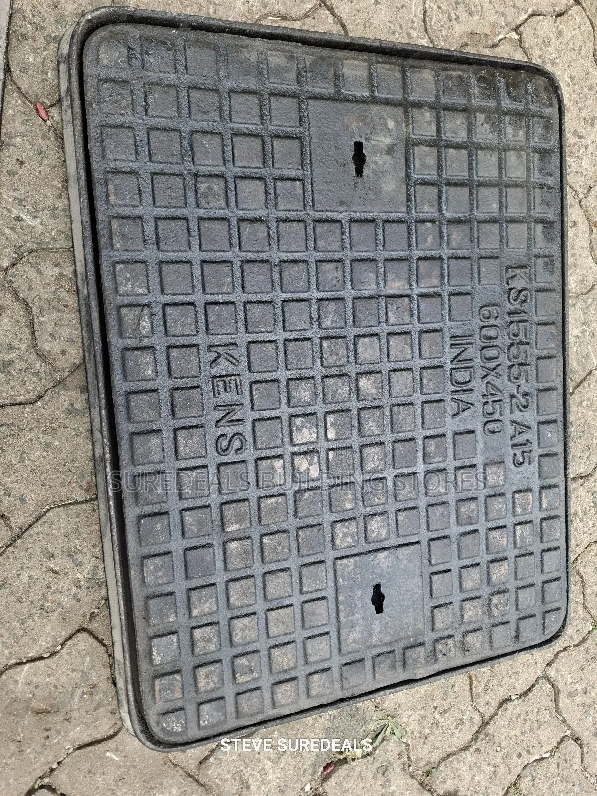 24 Inch by 18 Inches Cast Iron Manhole Cover (Heavy-Duty)