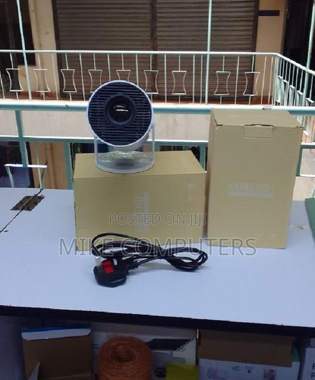 Smart Projector Hy300 on Offer! - thumbnail 3