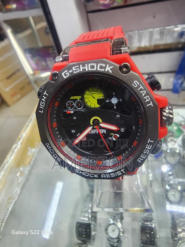 Casio G-Shock X Ferrari Limited Edition - J54 - thumbnail 2