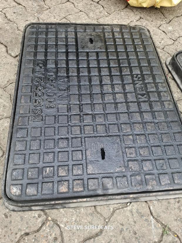 Cast Iron Manhole Cover/ Inspection Chamber (Heavy-Duty) - thumbnail 4