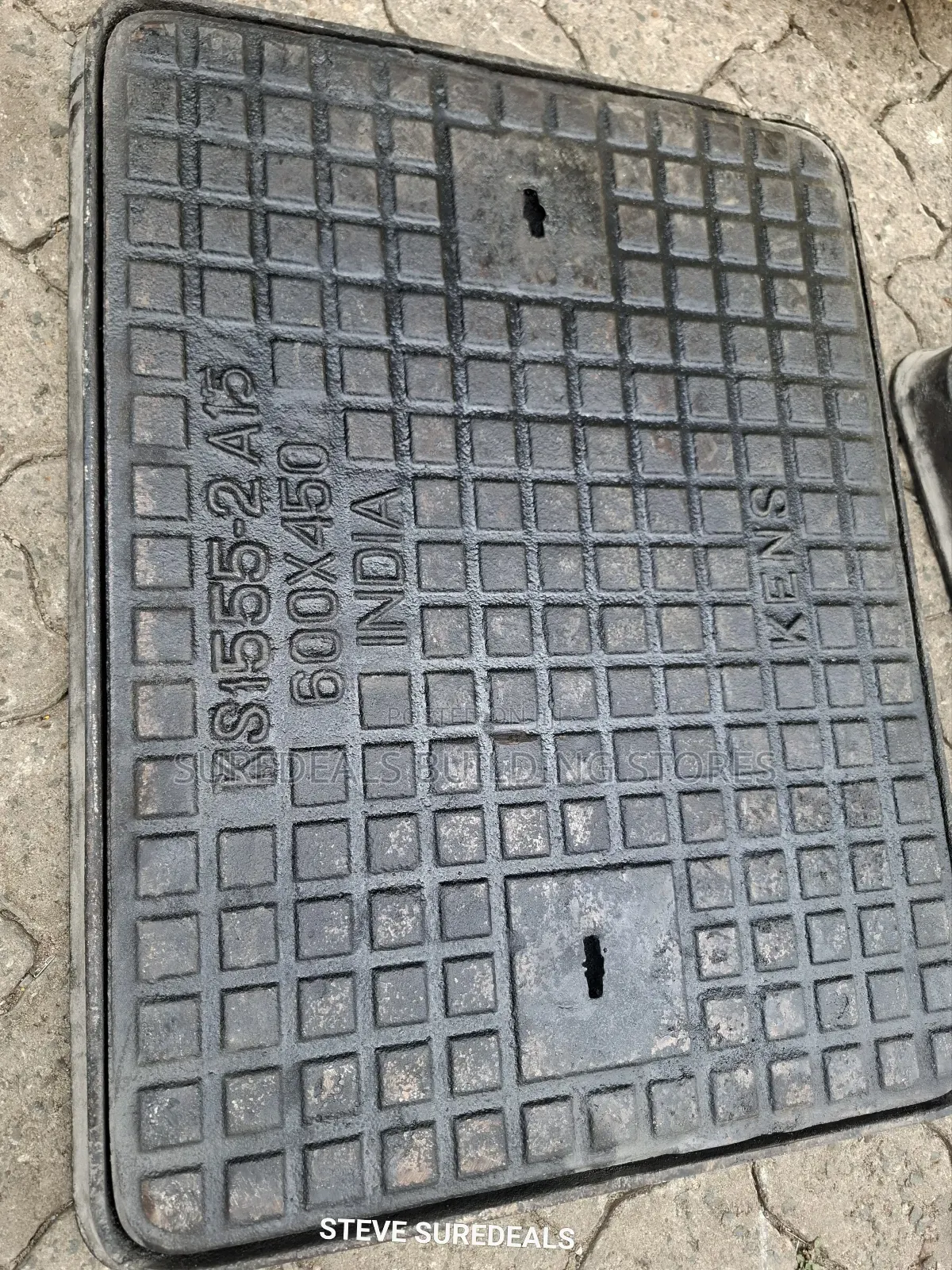 Cast Iron Manhole Cover "Ks1555-2 A15"