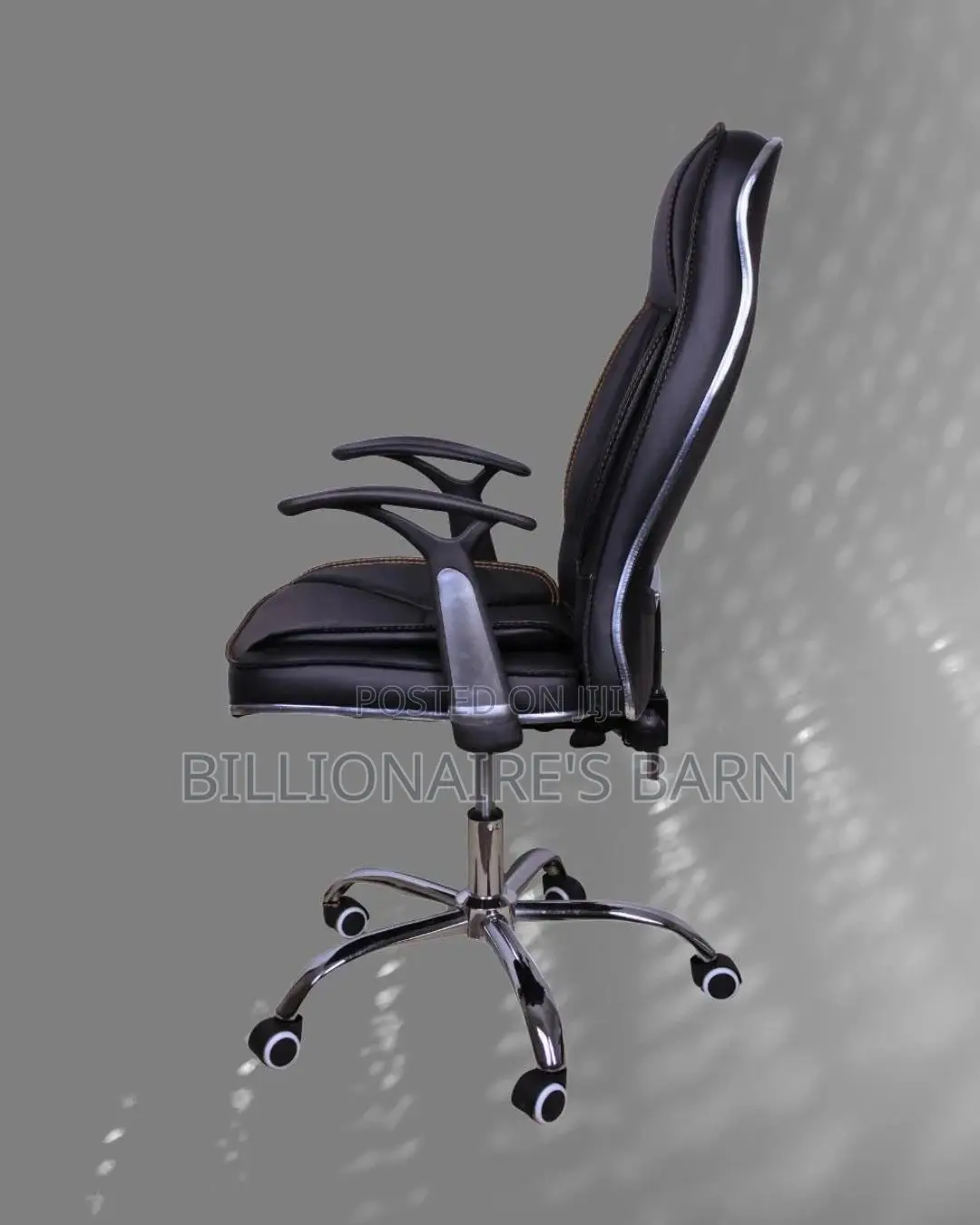Executive Leather Office Chair | Ergonomic Padded Armrests