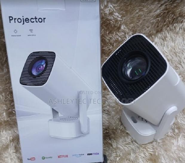 Top Quality Mini Portable 1080p Led Projector With Built-in Speaker