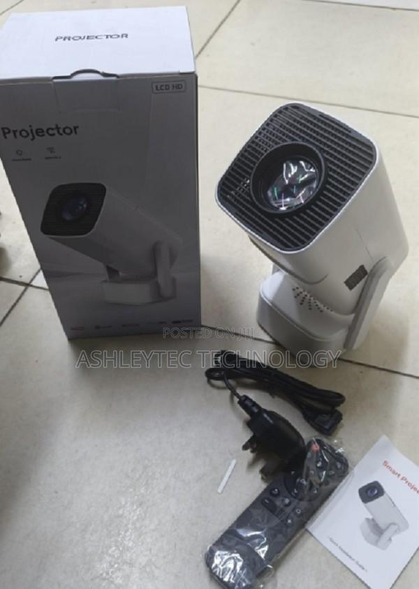 Super Clear Mini Portable Android 1080p Led Projector - thumbnail 3