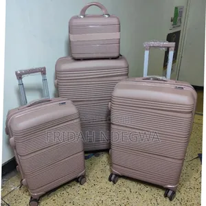 *4 in 1 Luxurious Unbreakable Suitcase*