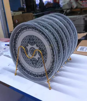 6pcs Ceramic Plates 
Available