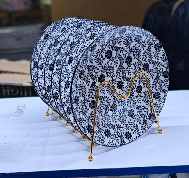 6pcs Ceramic Plates 
Available - thumbnail 3