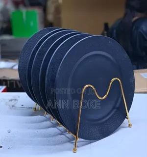 6pcs Ceramic Plates 
Available