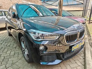 BMW X1 xDrive28i AWD 2018 Black
