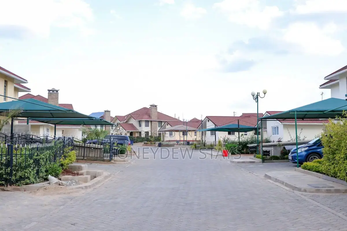 Cozy Furnished 4-Bedroom Maisonette Greenpark Estate