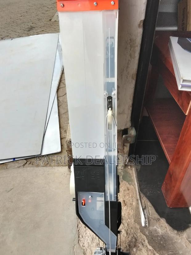 Hand Jabed Seed Planter - thumbnail 3