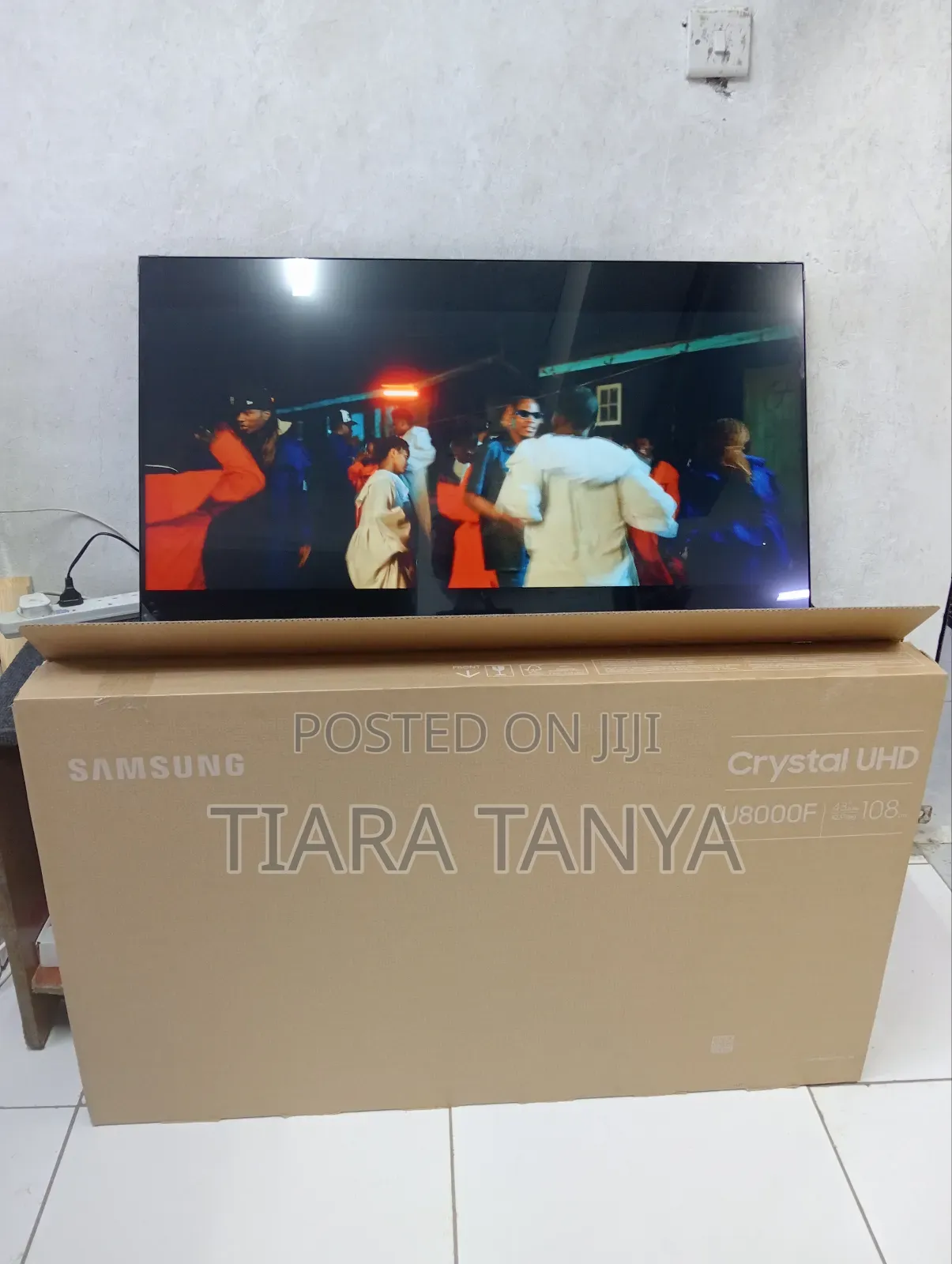 Samsung 43" Smart Crystal Uhd 43u8000fu Tv