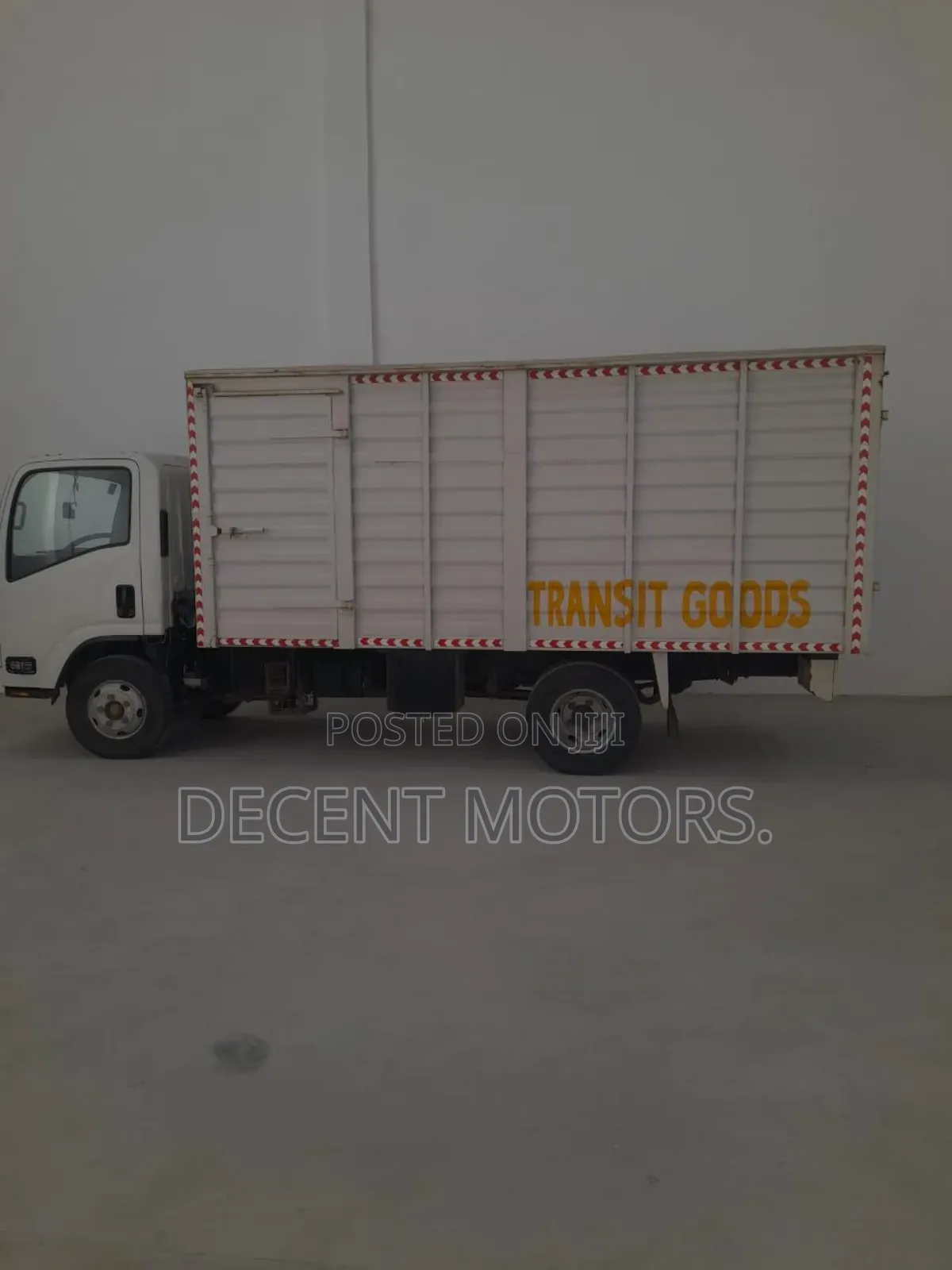 2024 Isuzu NRM Local